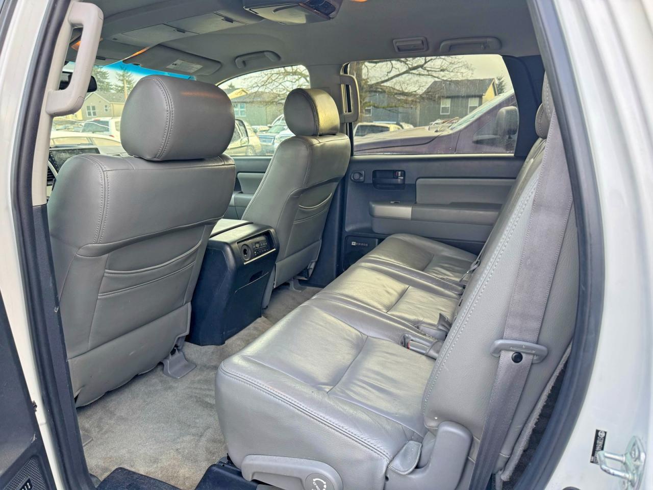 2008 Toyota Sequoia Sr5 - Фото 6