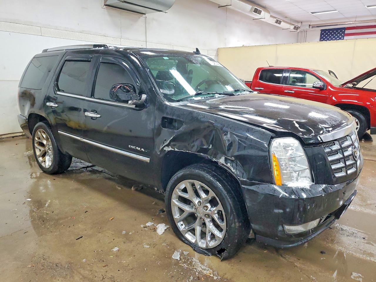 2008 Cadillac Escalade - Image 4