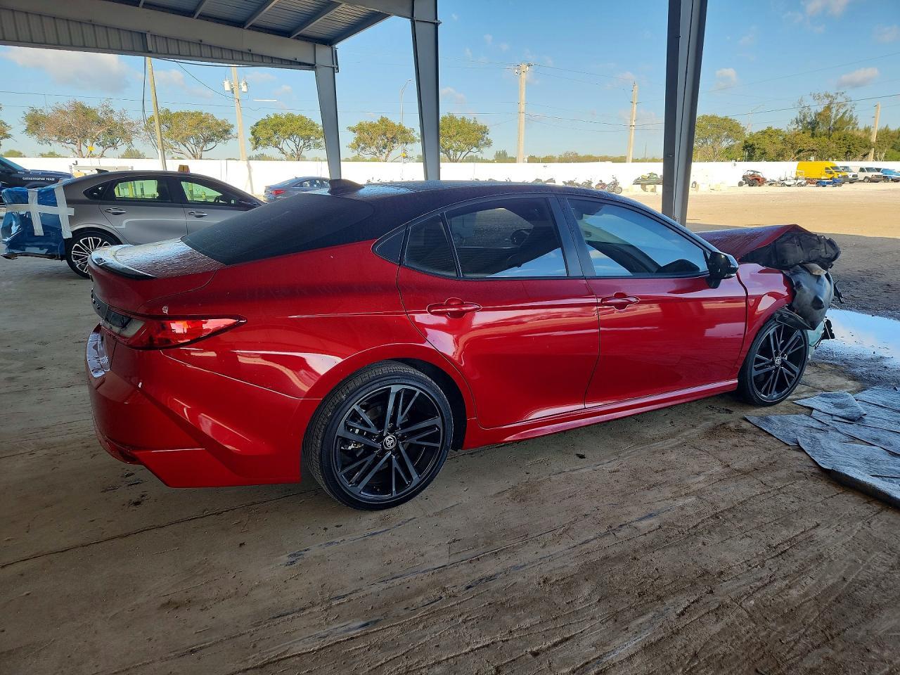 2025 Toyota Camry Xse - Фото 3