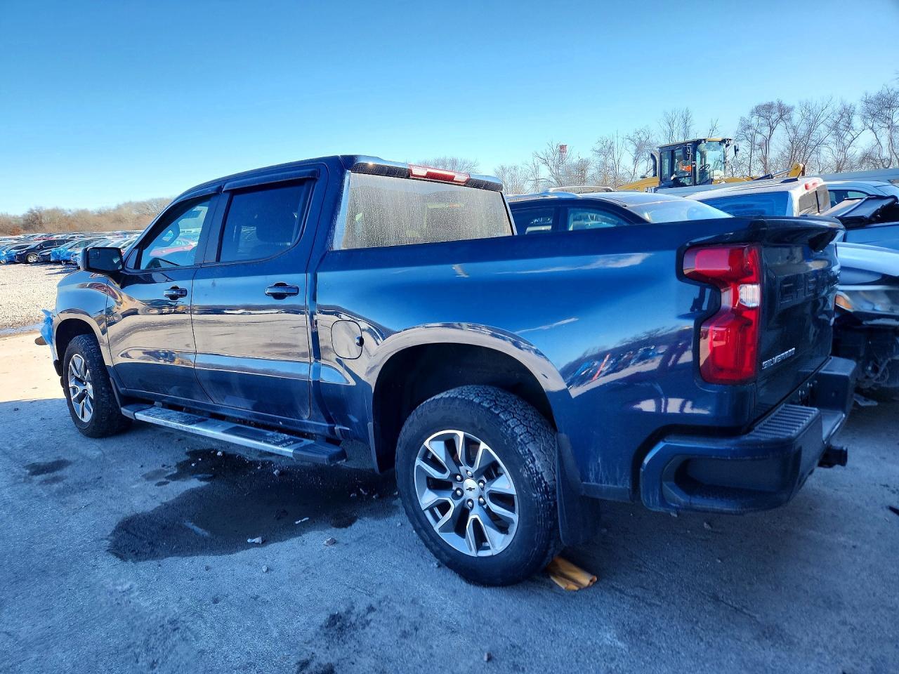 2020 Chevrolet Silverado K1500 Rst - Image 2