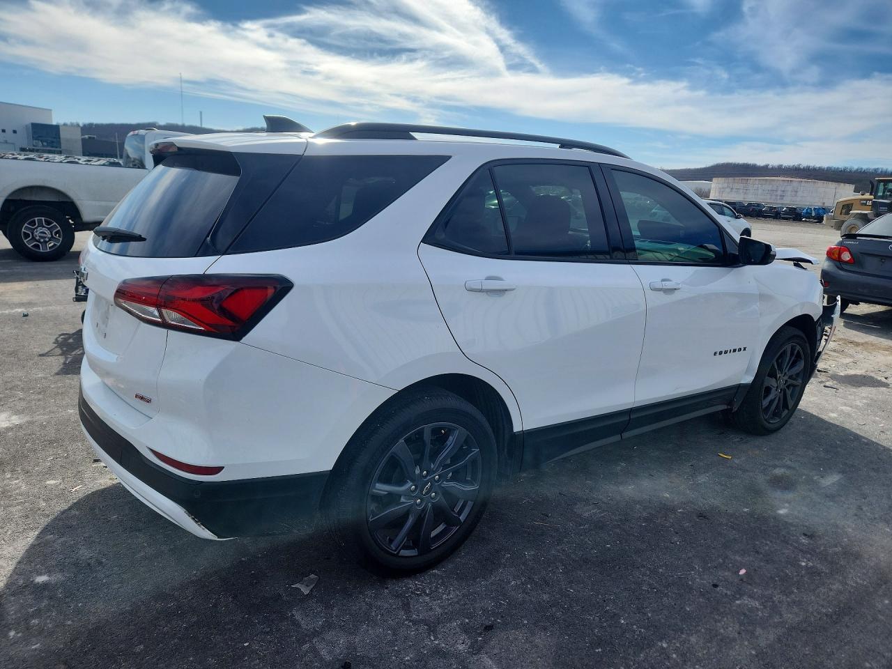 2024 Chevrolet Equinox Rs - Image 3