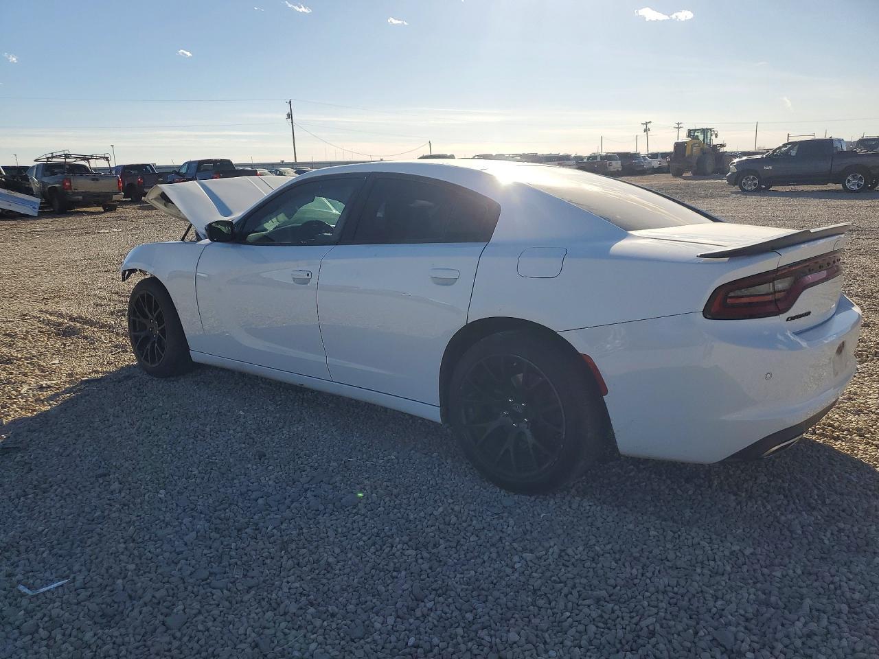 2020 Dodge Charger Sxt - Image 2