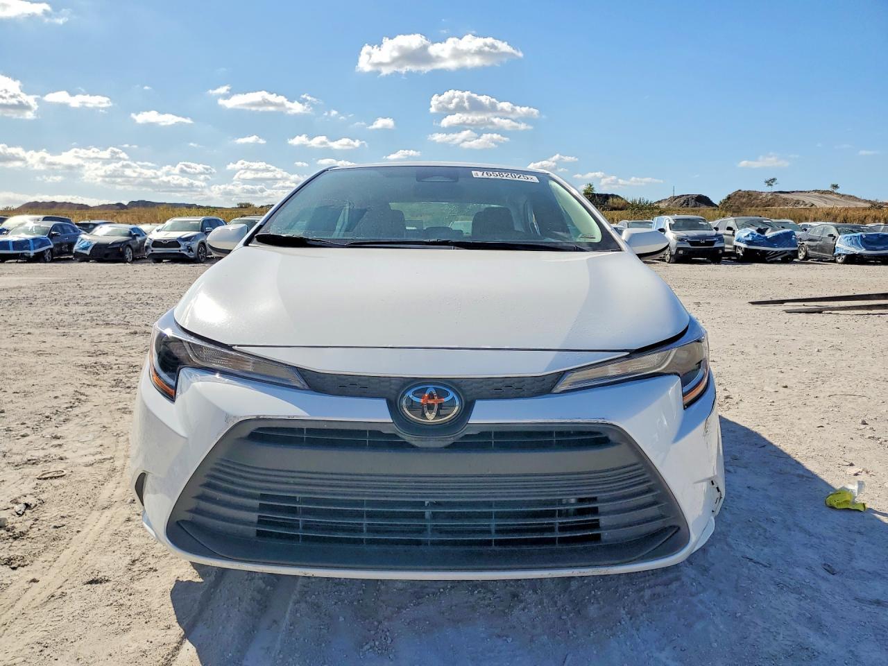 2025 Toyota Corolla Le - Image 5