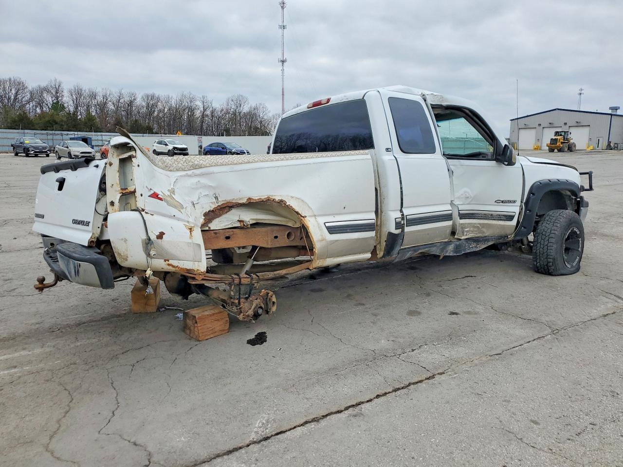 2000 Chevrolet Silverado K1500 - Image 3