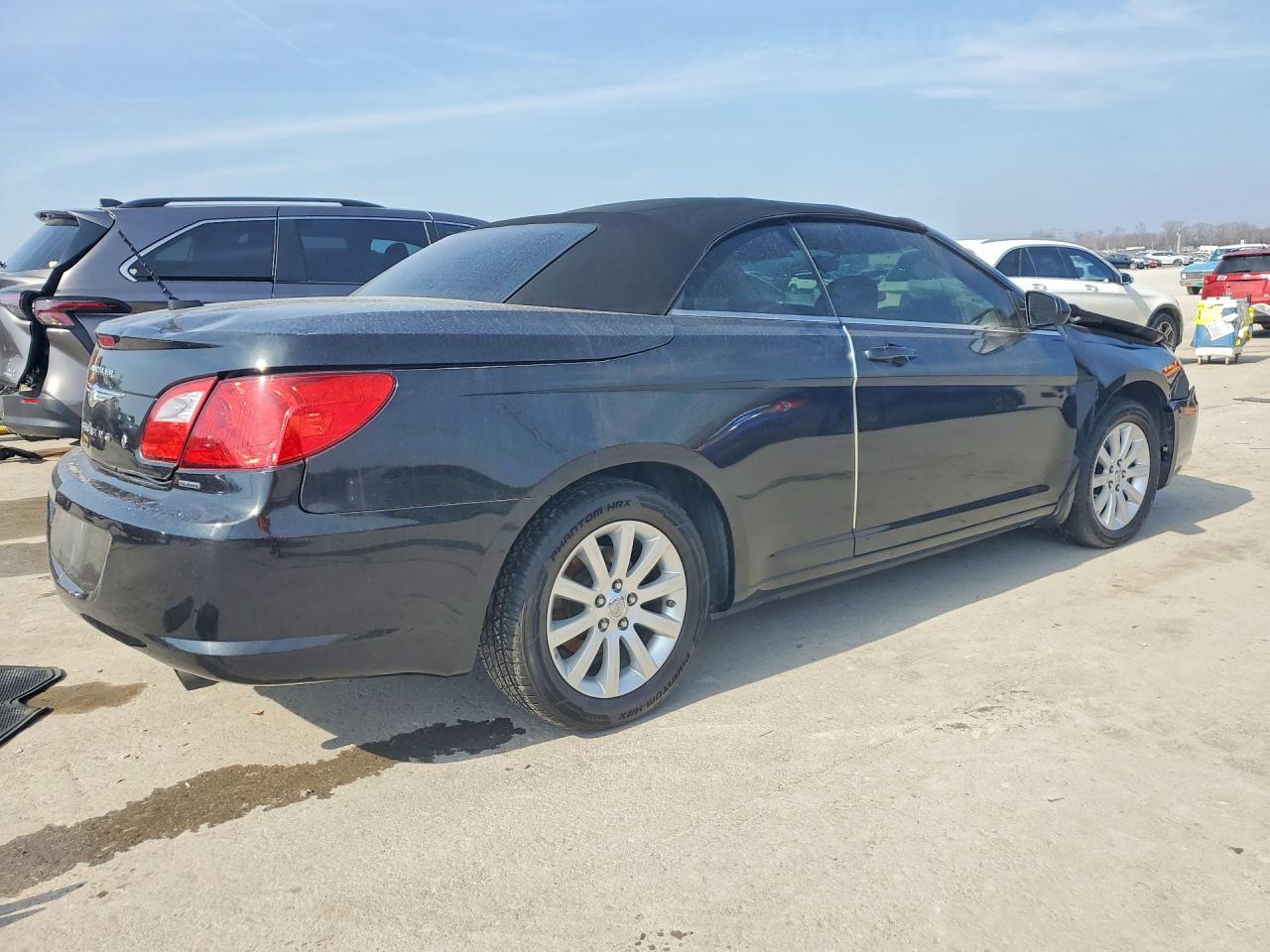 2010 Chrysler Sebring Touring - Фото 3