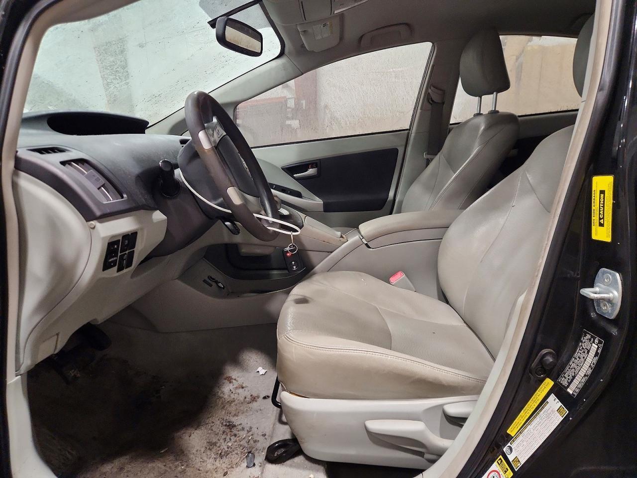 2011 Toyota Prius - Фото 7