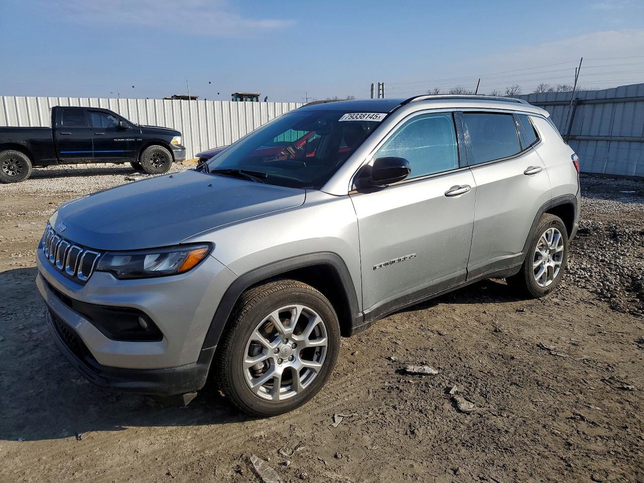 2022 Jeep Compass Latitude Lux