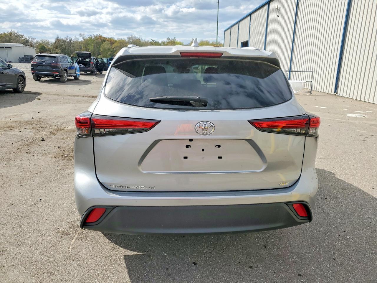 2023 Toyota Highlander Xle - Фото 6
