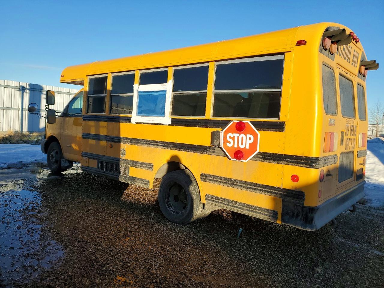 2011 Thomas Minotour G3500 - School Bus - Image 2
