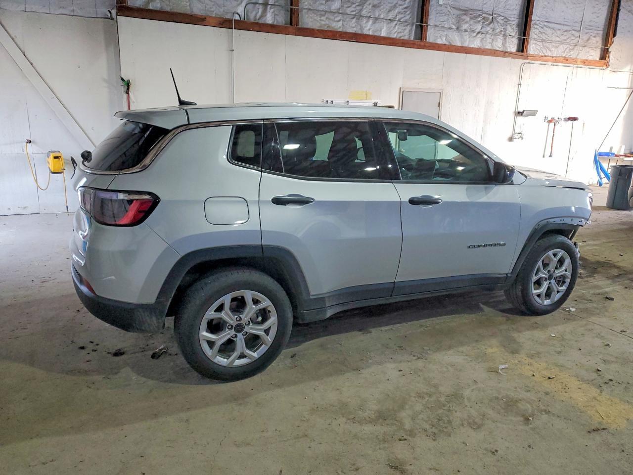 2025 Jeep Compass Sport - Image 3