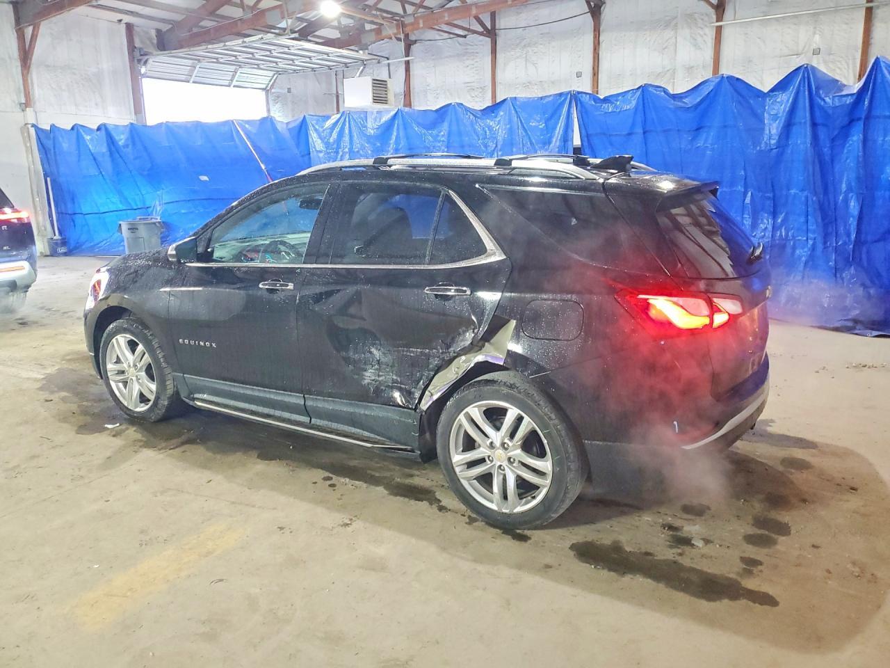 2018 Chevrolet Equinox Premier - Image 2