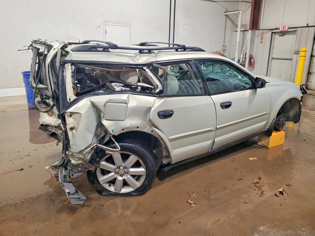 2006 Subaru Legacy Outback 2.5I - Image 3