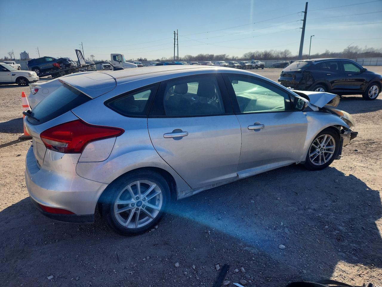 2016 Ford Focus Se - Фото 3