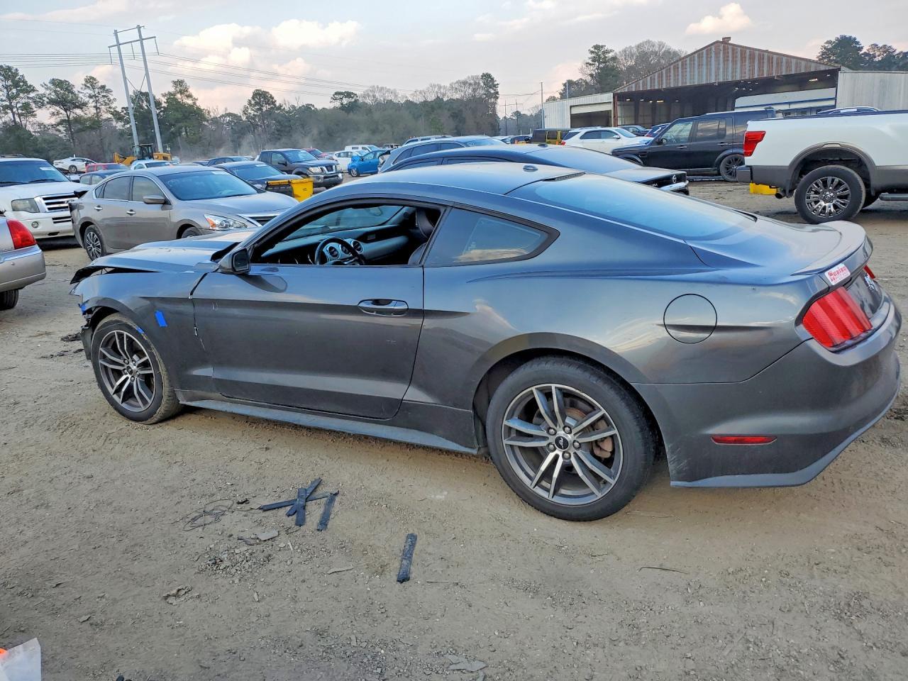 2016 Ford Mustang - Image 2