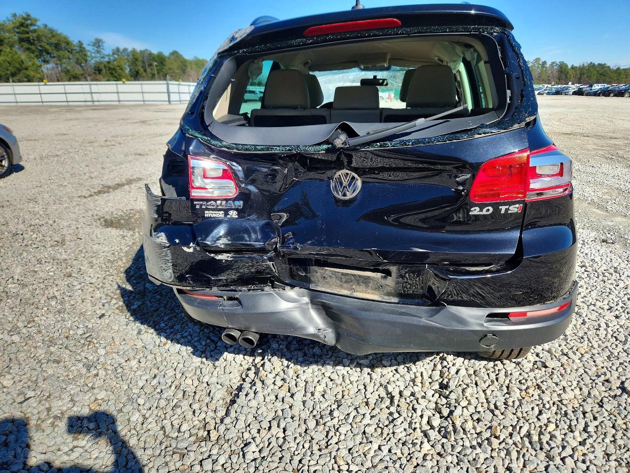 2015 Volkswagen Tiguan S - Фото 6