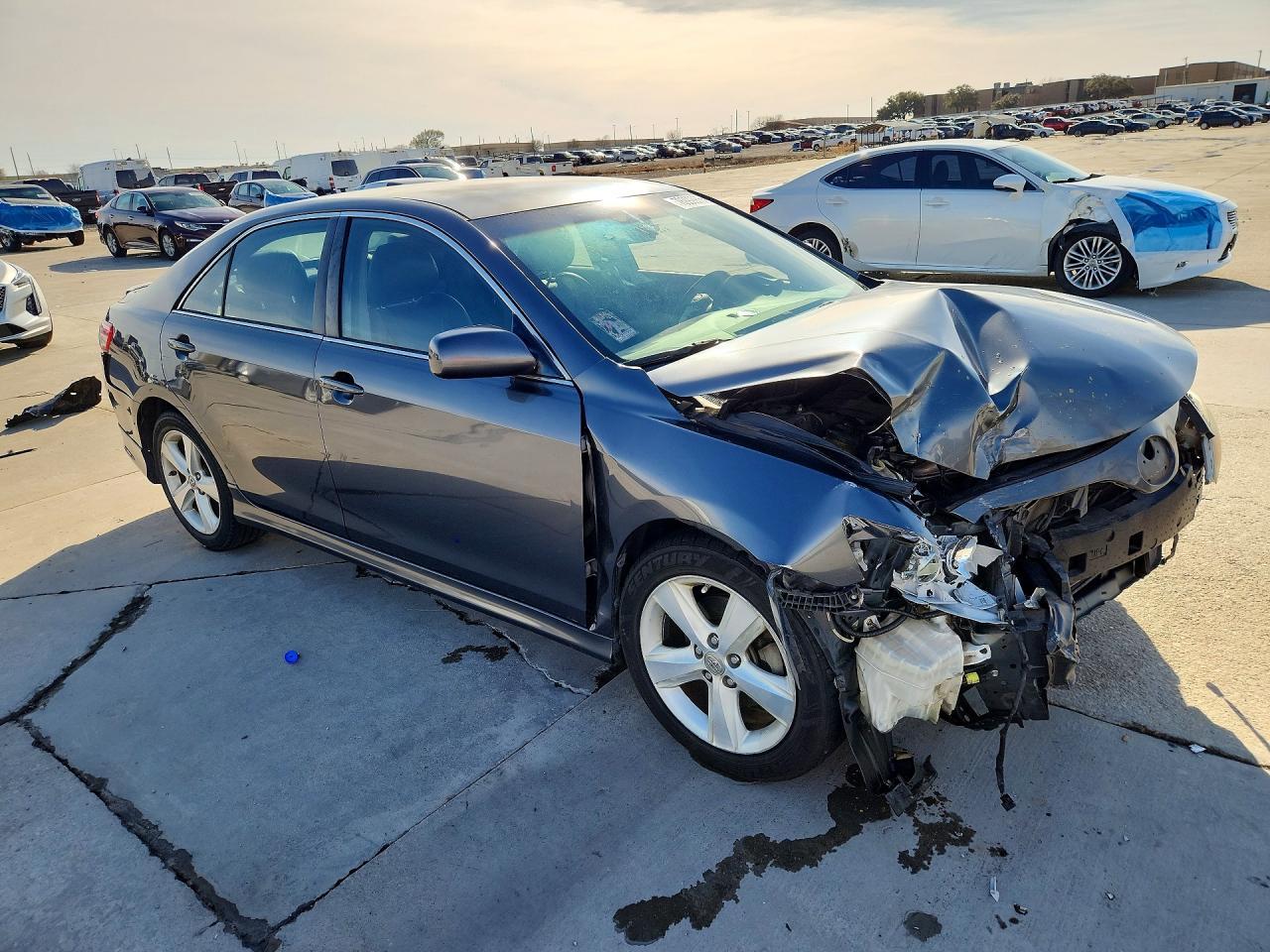 2011 Toyota Camry Se - Фото 4