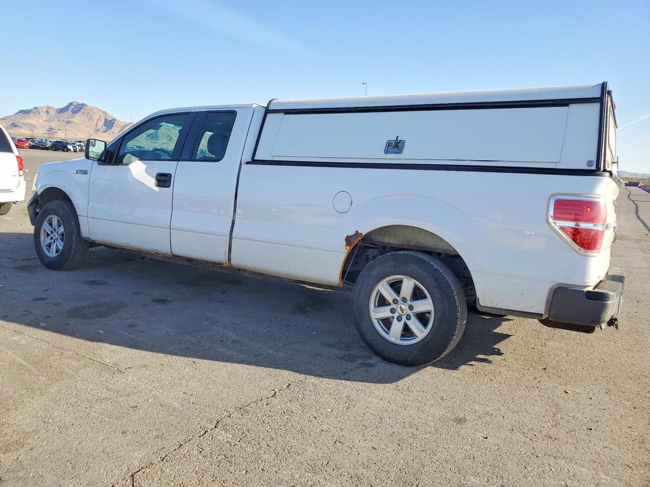 2014 Ford F150 Super Cab - Фото 2