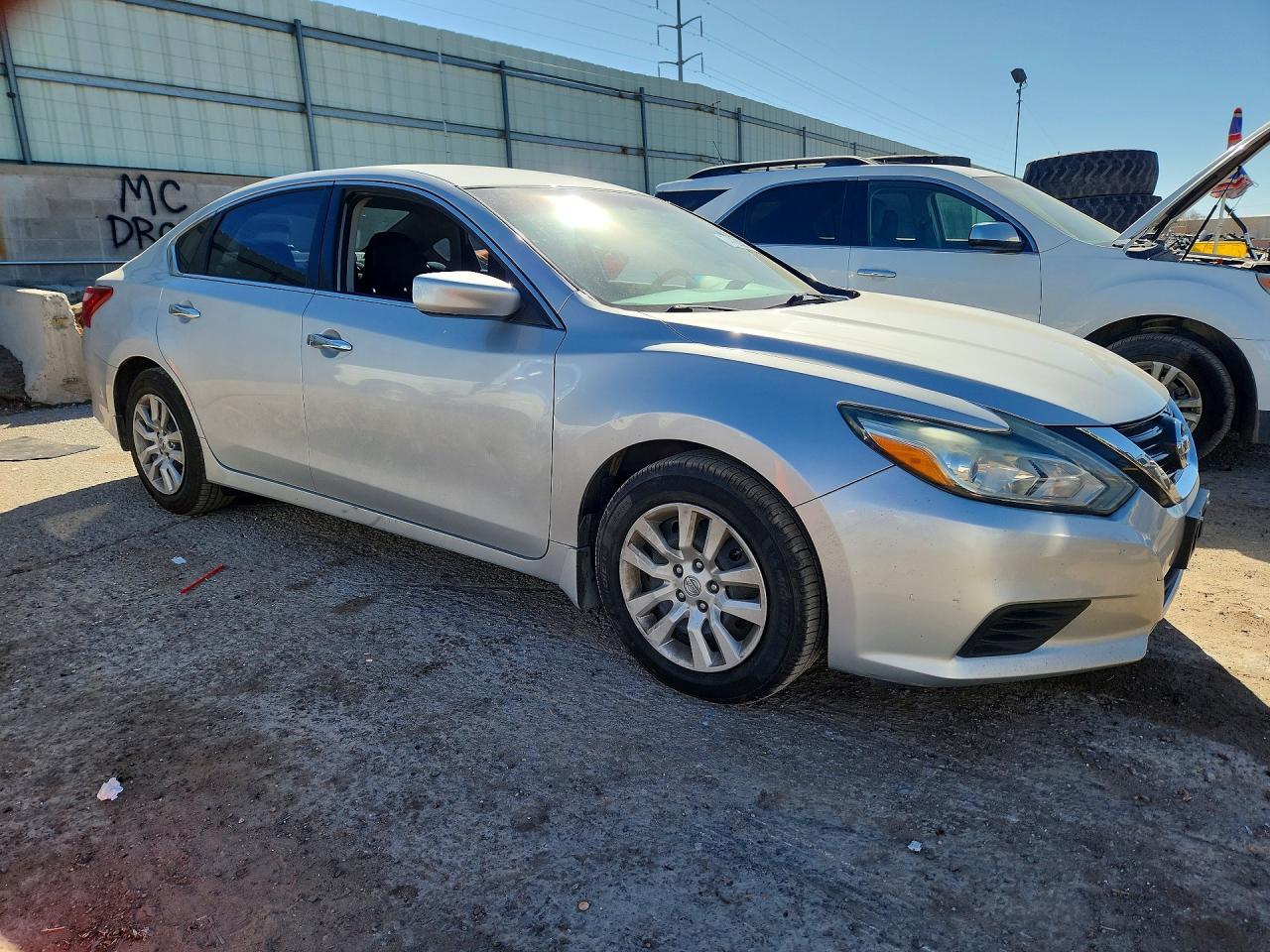 2018 Nissan Altima 2.5 - Image 4