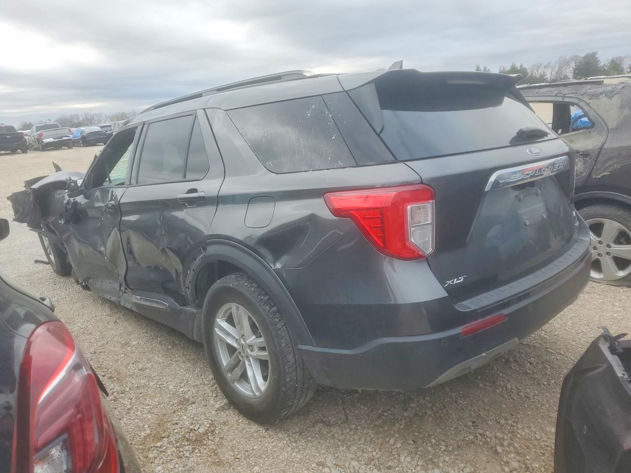 2020 Ford Explorer Xlt - Image 2