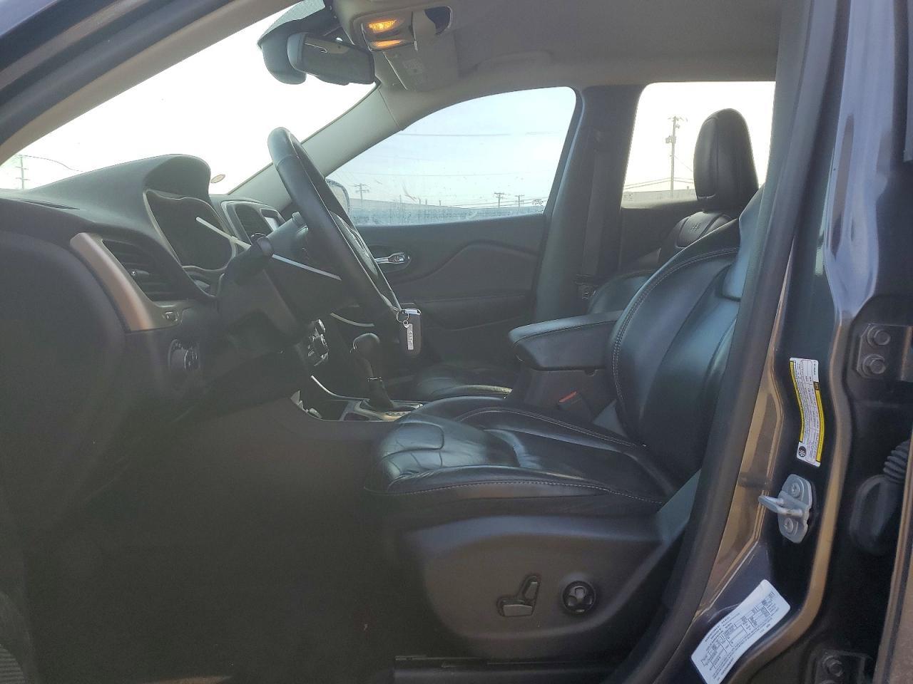 2017 Jeep Cherokee Limited - Image 7