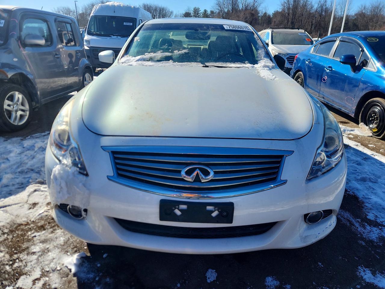 2015 Infiniti Q40 - Фото 5