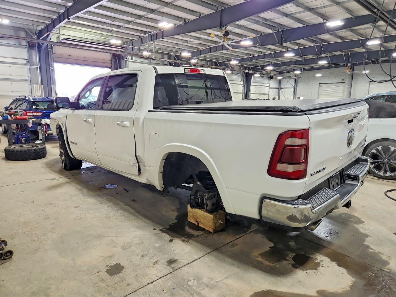 2022 Ram 1500 Laramie - Фото 2