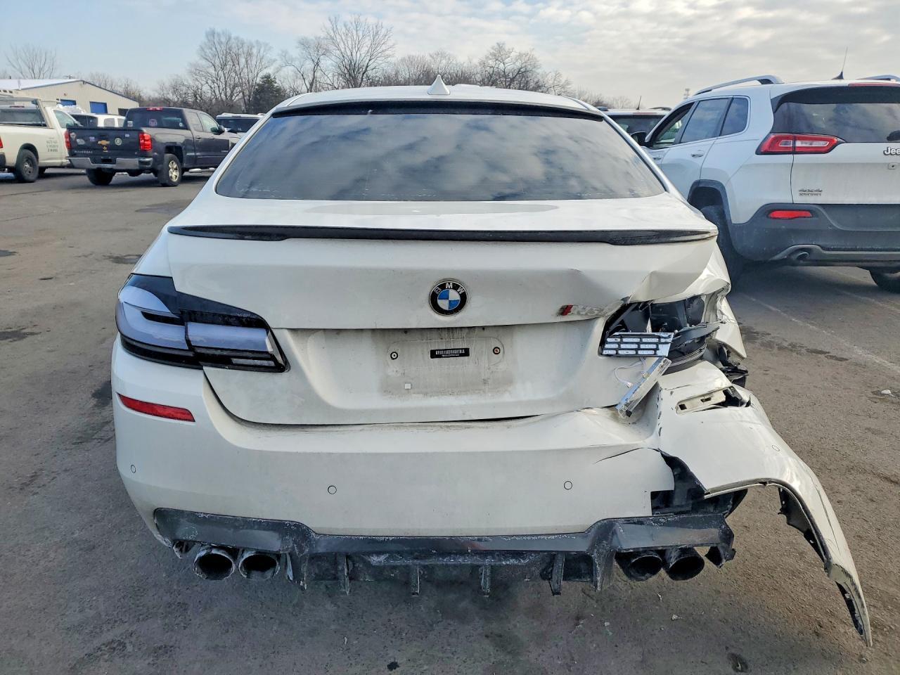 2015 BMW 535 Xi - Image 6