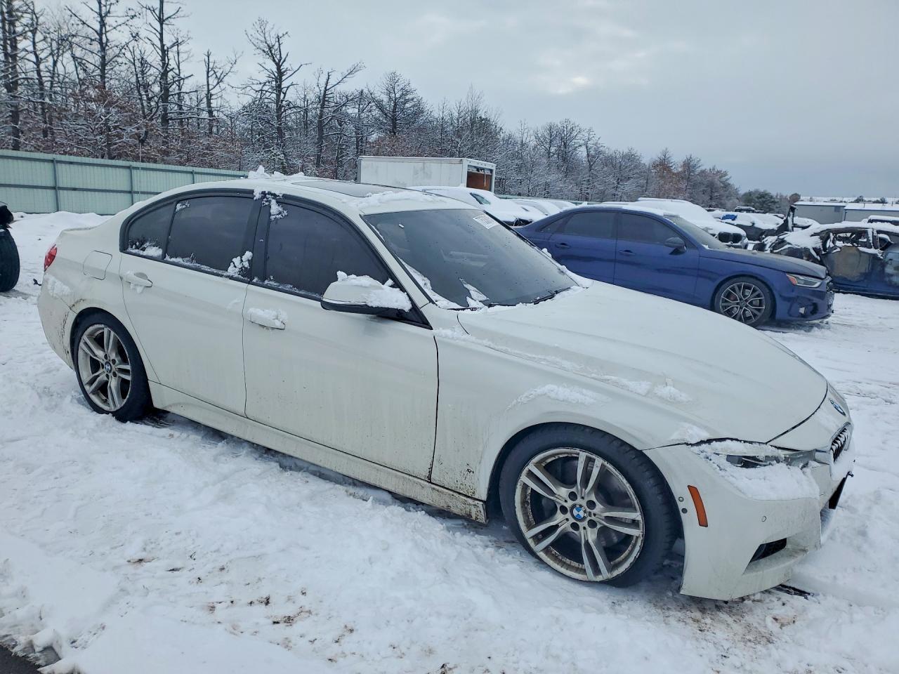 2018 BMW 330 Xi - Фото 4