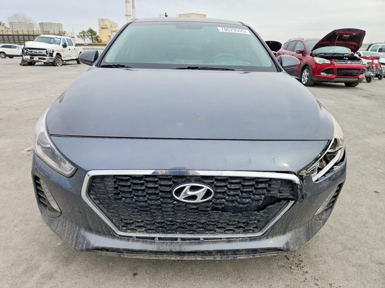 2019 Hyundai Elantra Gt - Image 5