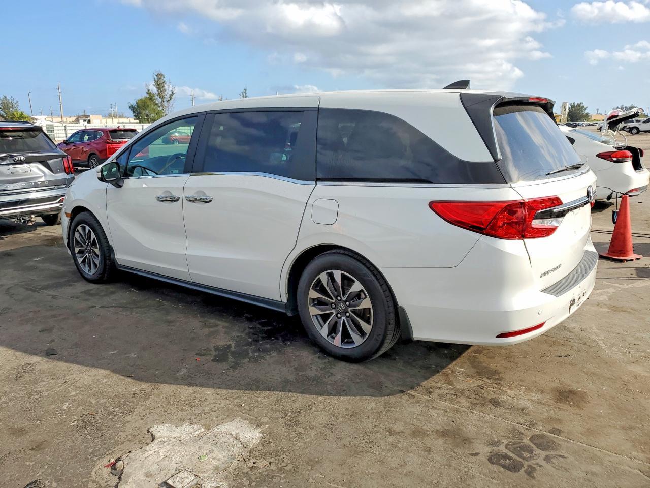 2022 Honda Odyssey Exl - Image 2