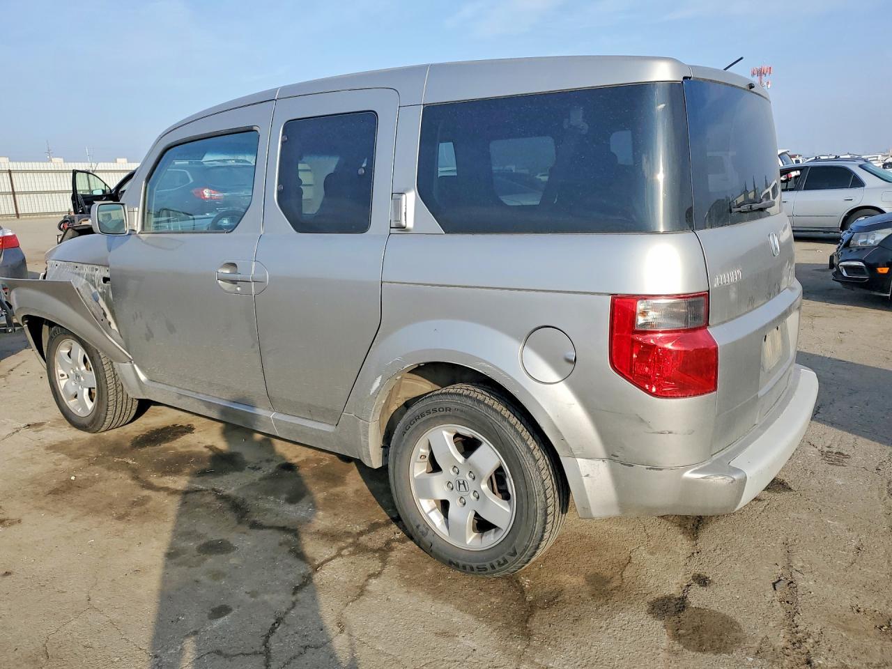 2004 Honda Element Ex - Image 2