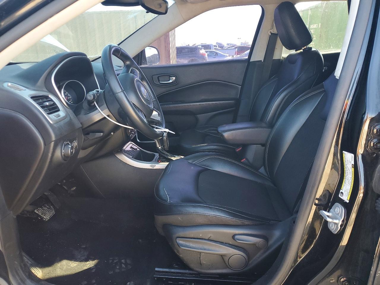 2018 Jeep Compass Latitude - Image 7