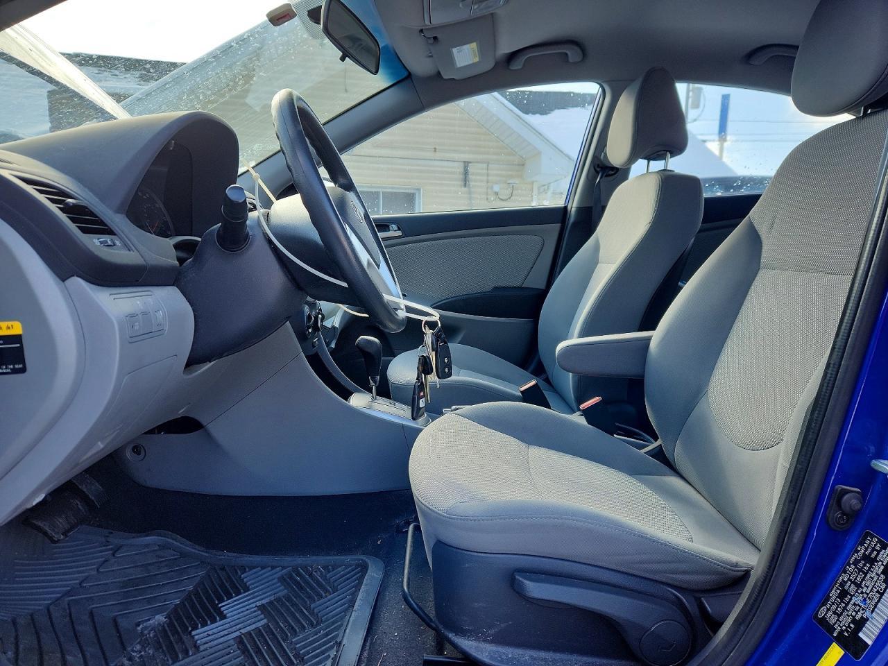 2013 Hyundai Accent Gls - Фото 7