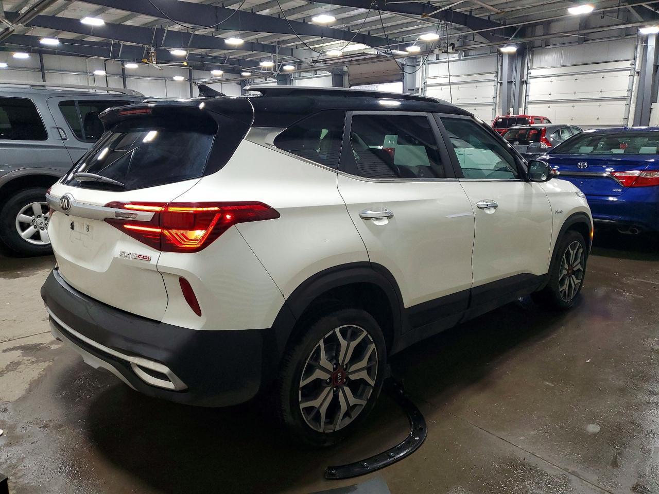 2021 Kia Seltos Sx Turbo - Фото 3
