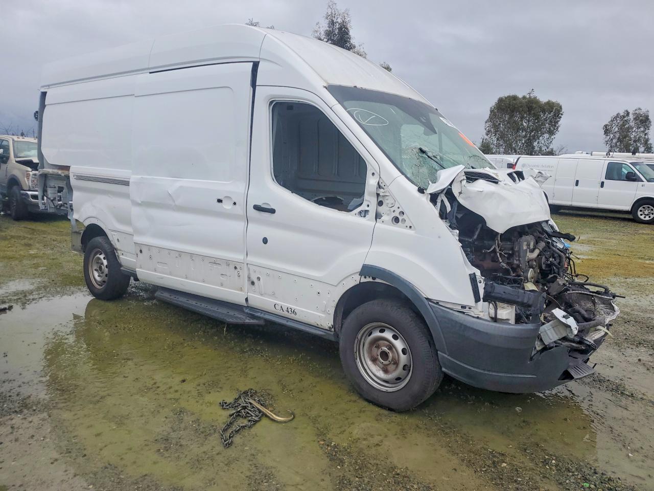 2018 Ford Transit 350 Delivery Van - Image 4