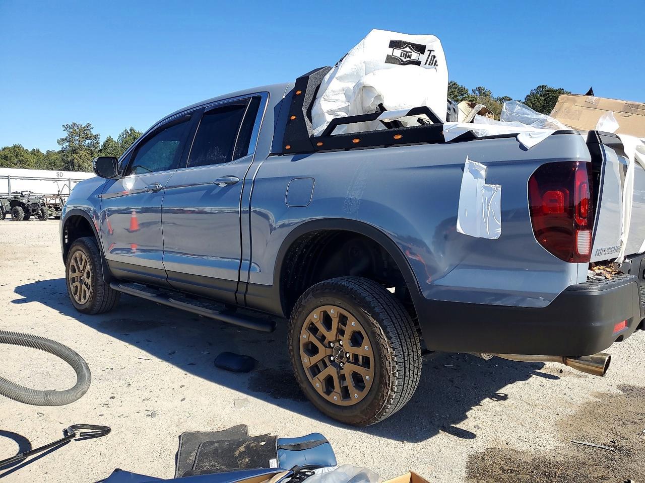 2023 Honda Ridgeline Rtl - Image 2