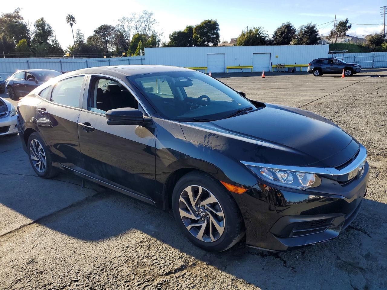 2018 Honda Civic Ex - Фото 4