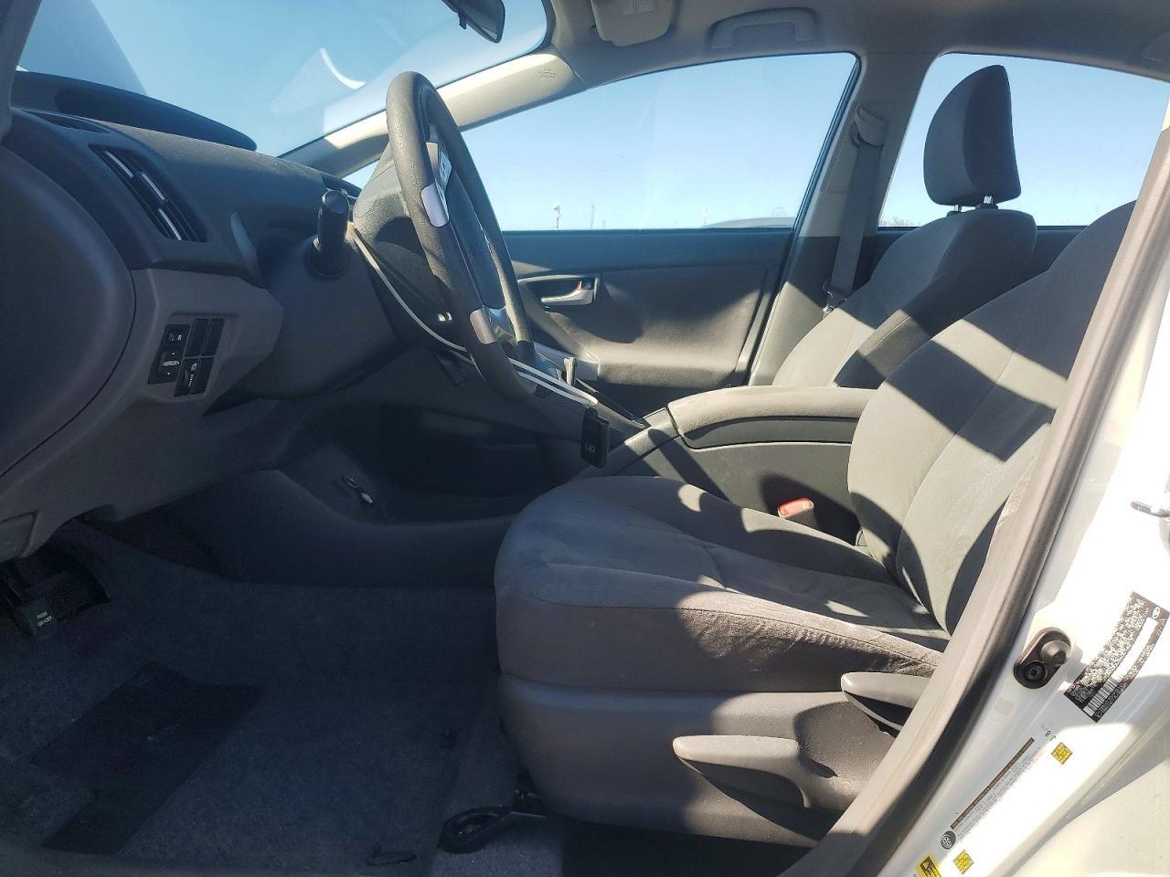 2010 Toyota Prius - Image 7
