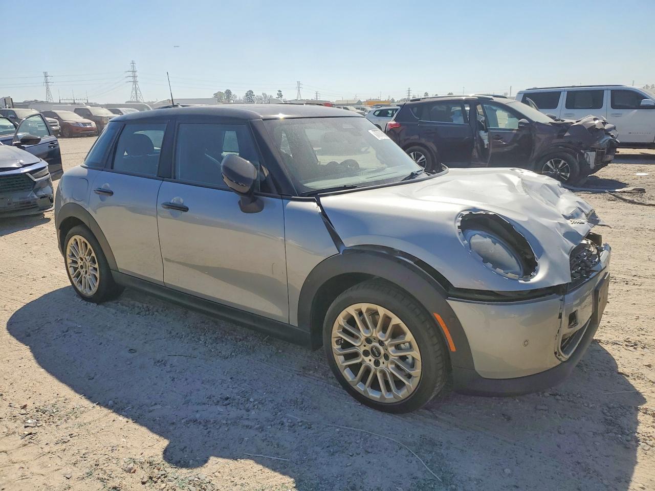 2025 Mini Cooper S - Фото 4