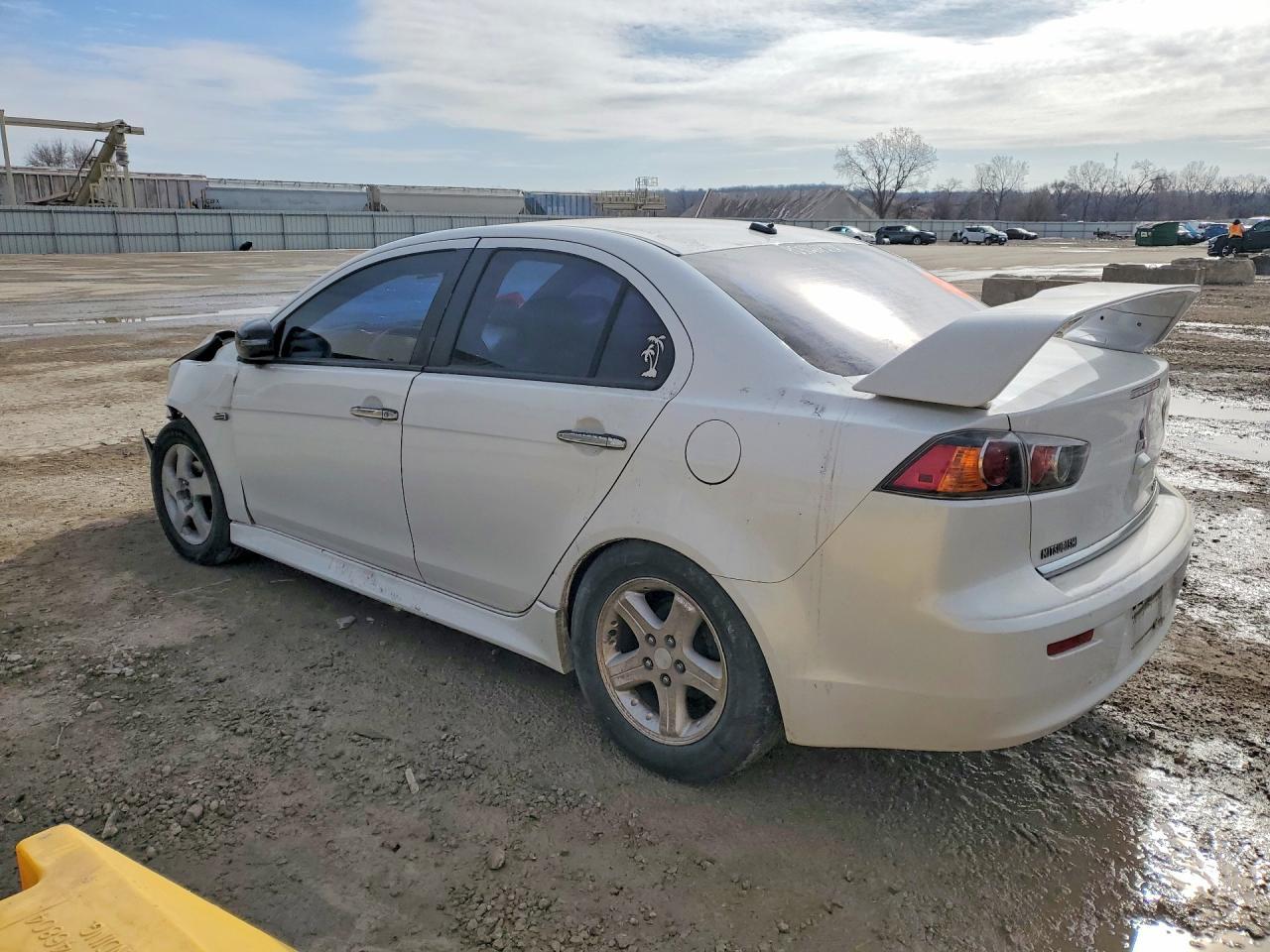 2016 Mitsubishi Lancer Es - Фото 2
