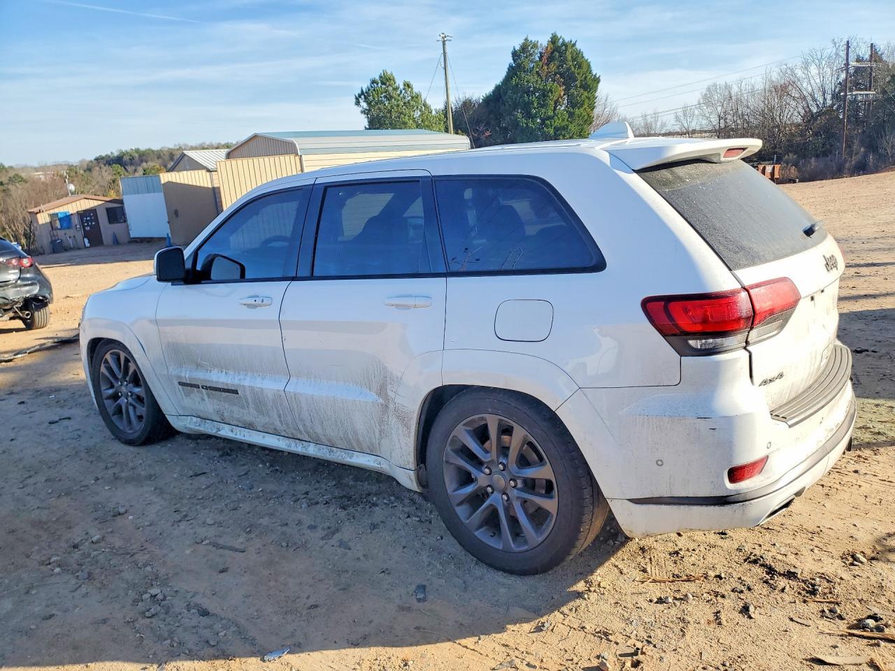 2018 Jeep Grand Cherokee L - Image 2