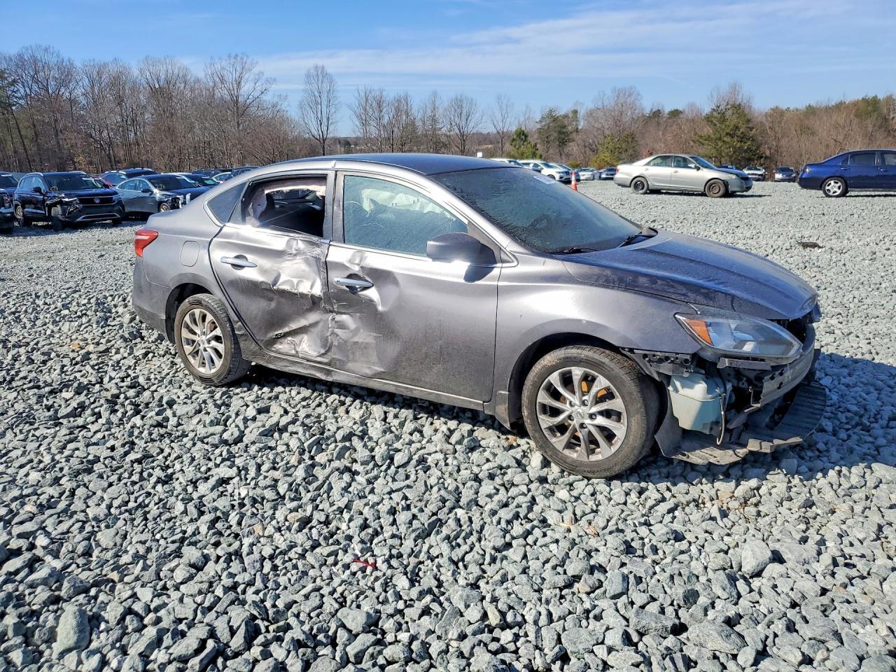 2018 Nissan Sentra S - Фото 4