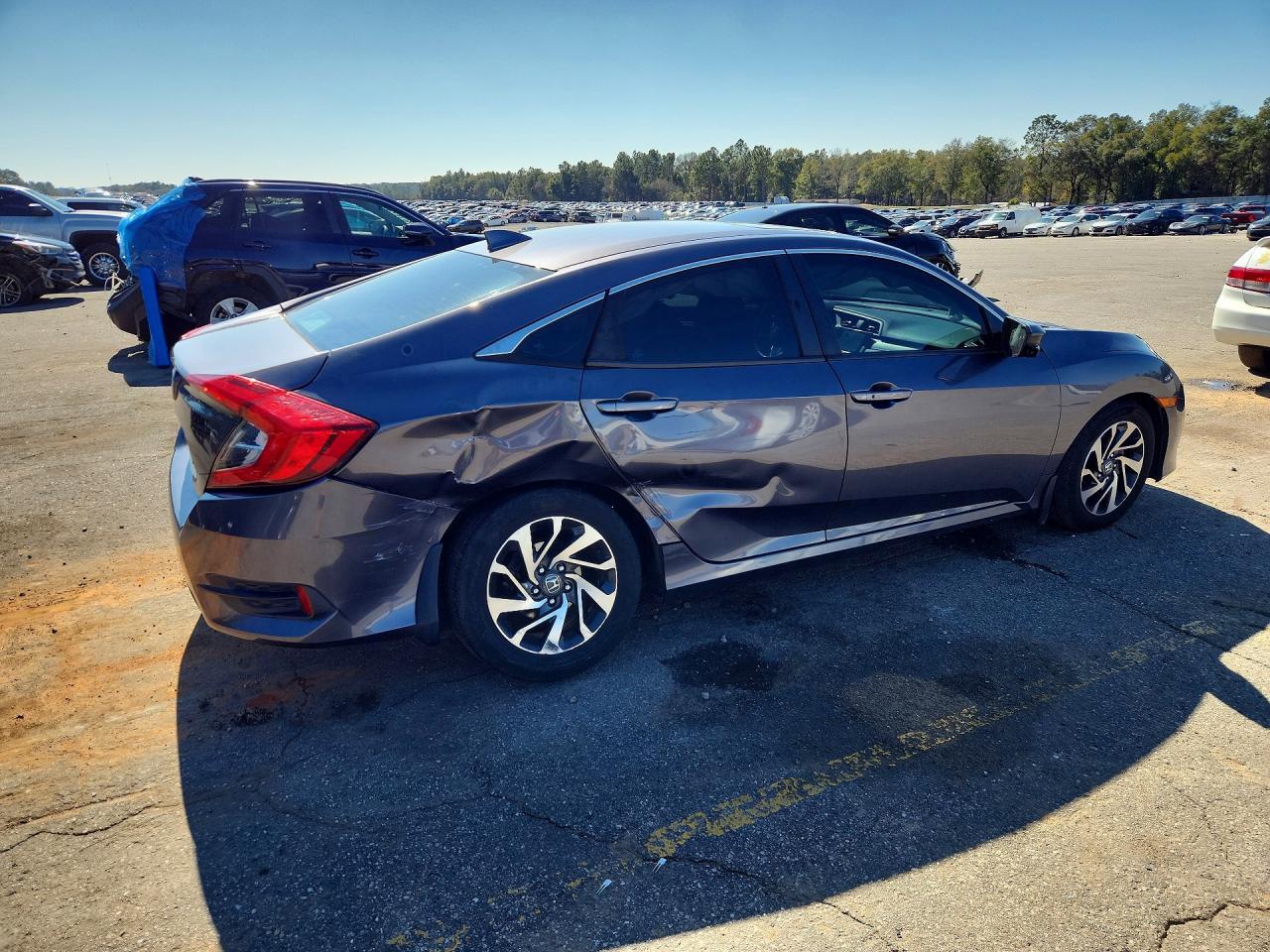2017 Honda Civic Ex - Image 3