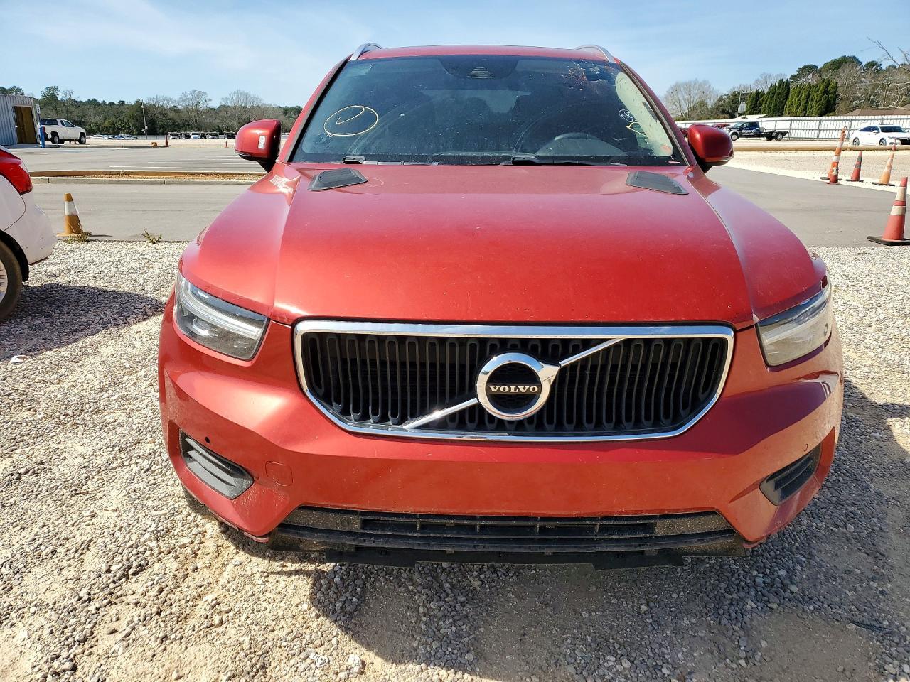 2020 Volvo Xc40 T4 Momentum - Фото 5