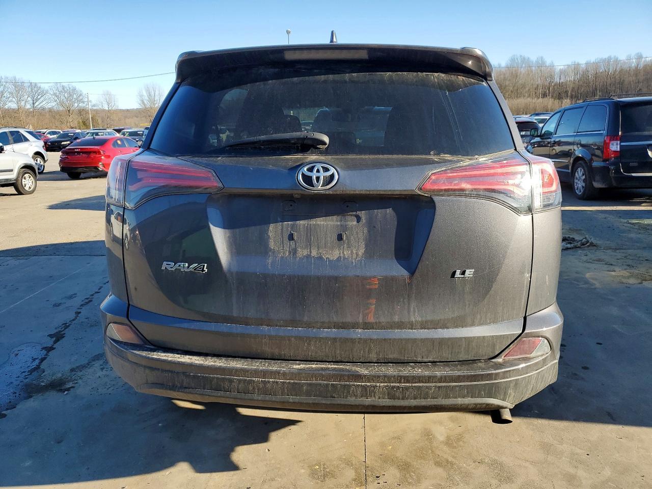 2018 Toyota Rav4 Le - Image 6