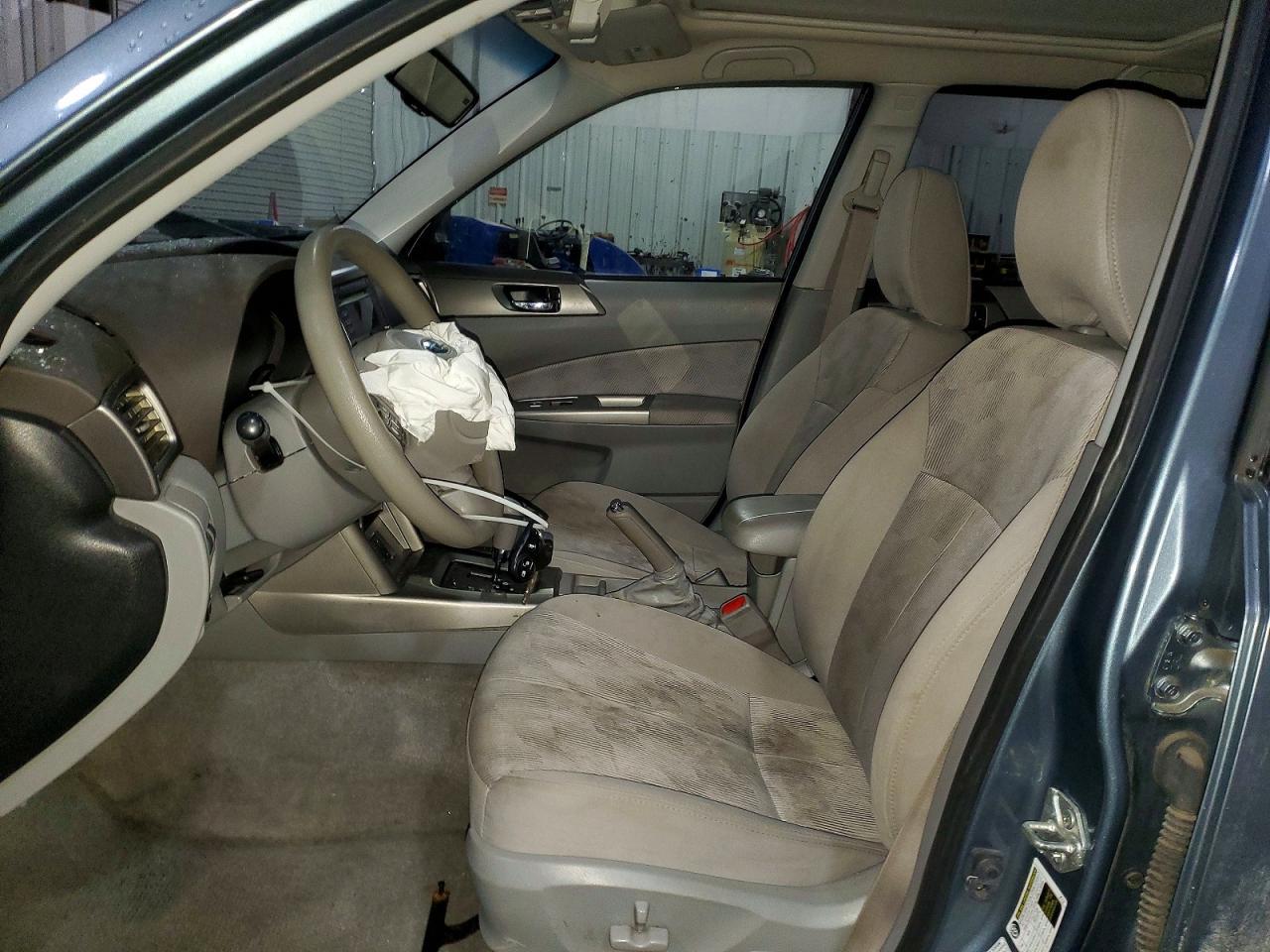 2010 Subaru Forester 2.5X Premium - Image 7