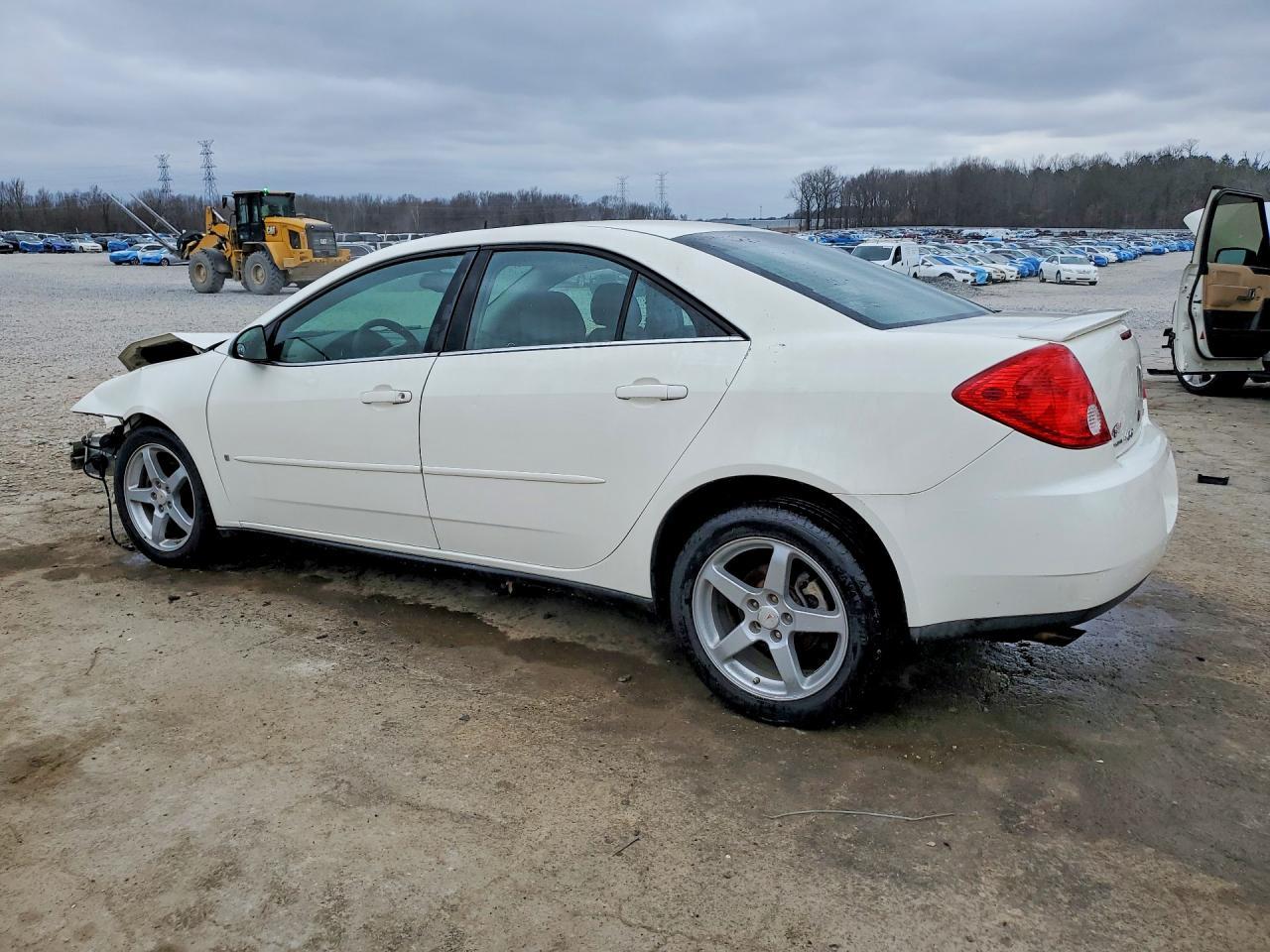 2008 Pontiac G6 Base - Фото 2
