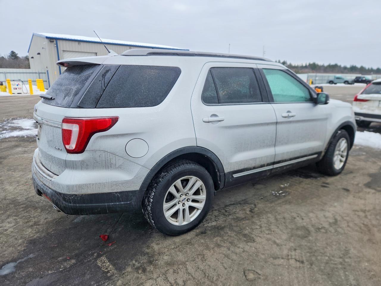 2018 Ford Explorer Xlt - Фото 3