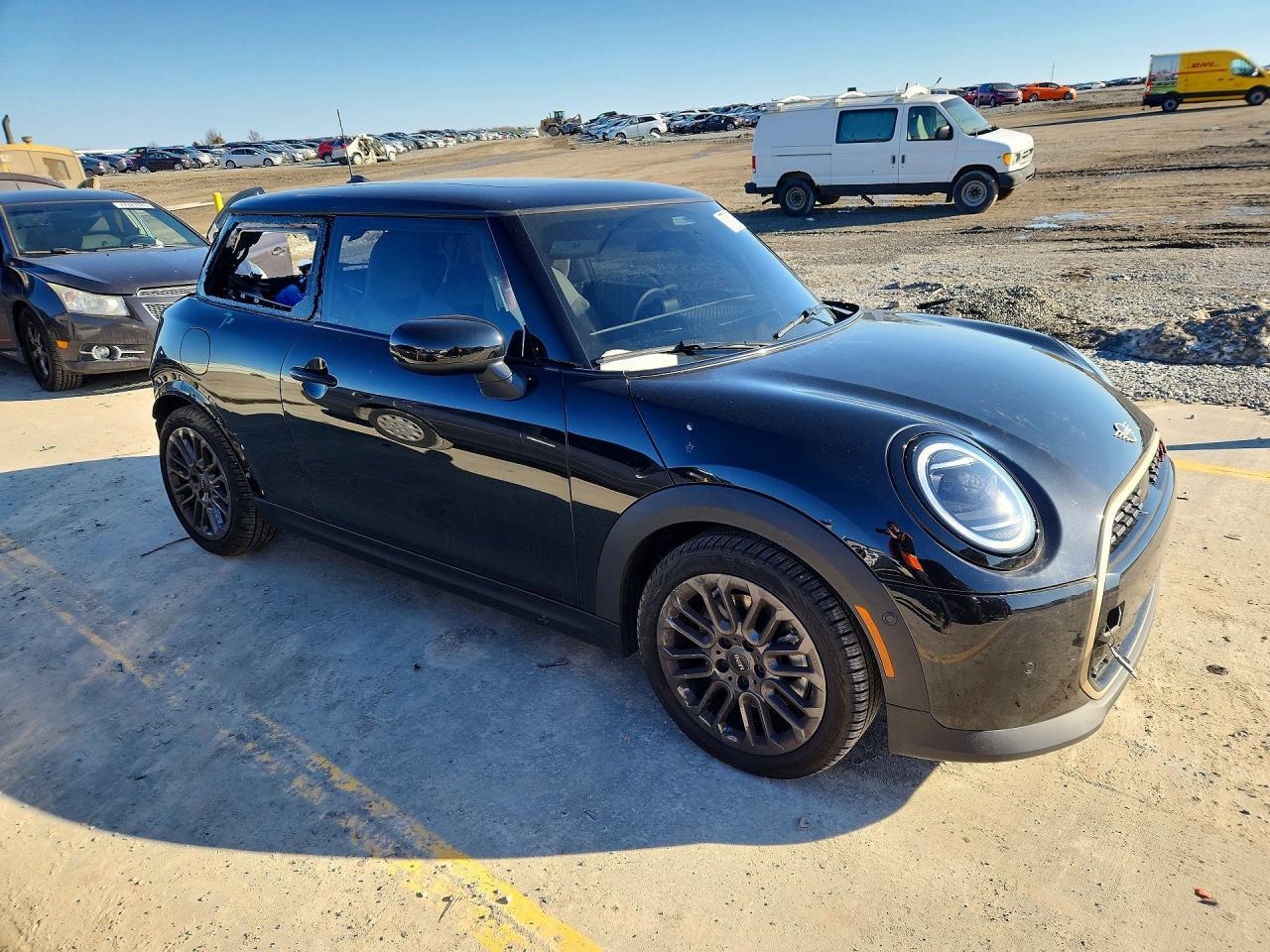 2025 Mini Cooper S - Фото 4