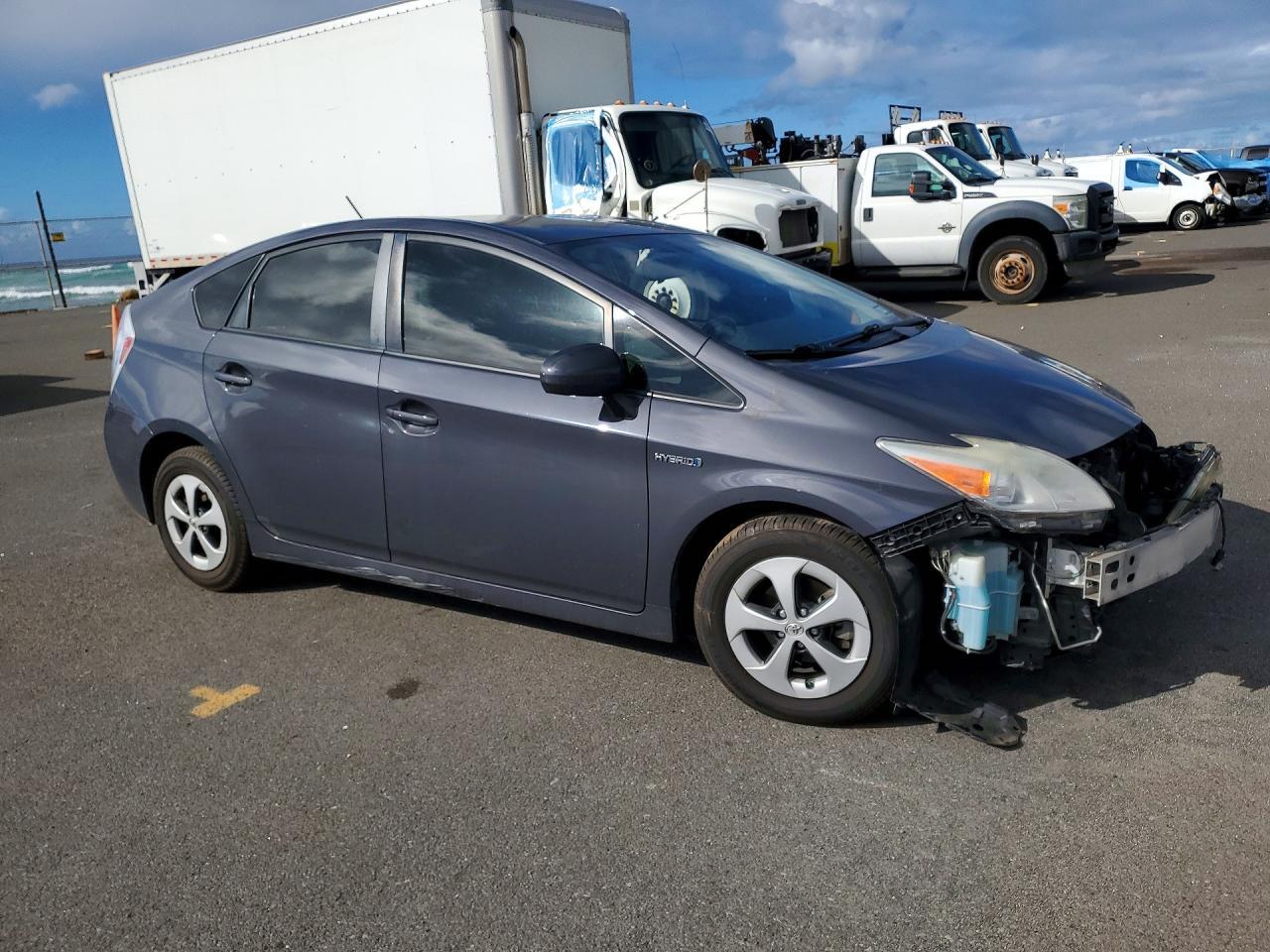 2013 Toyota Prius - Фото 4